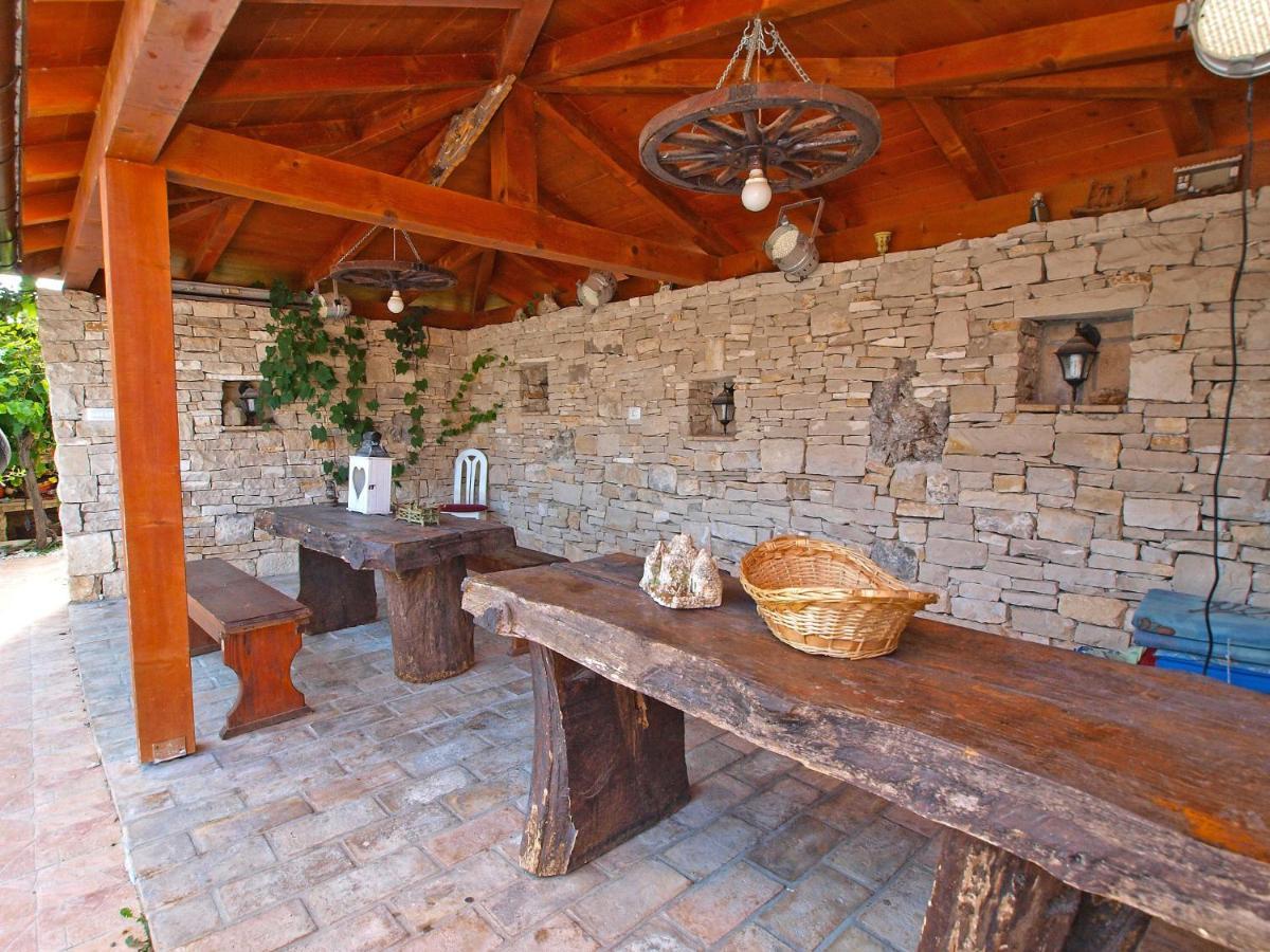 House Natasa 2133 Pula