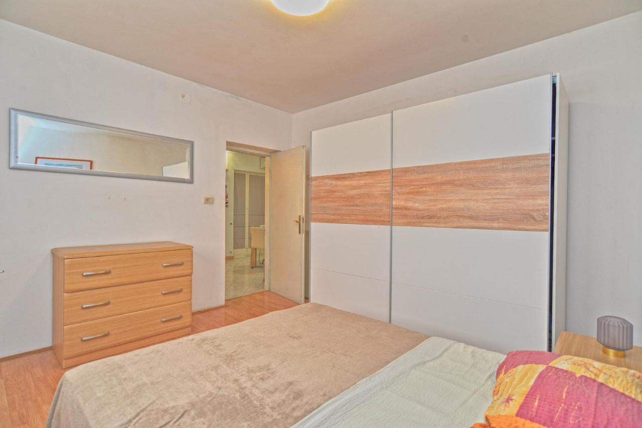 House Natasa 2133 *